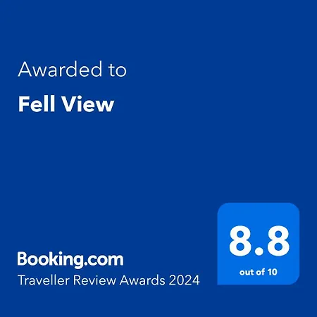 Fell View Apartment *